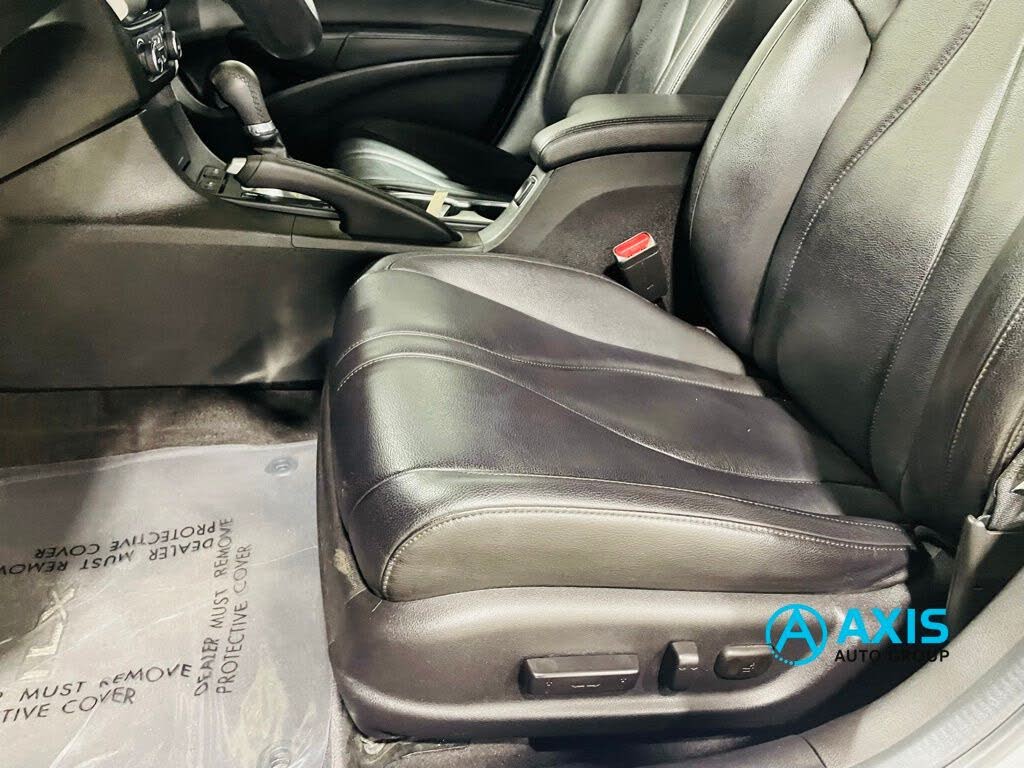 Vehicle view 23