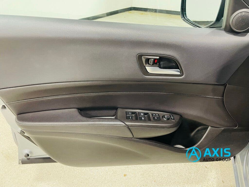 Vehicle view 25