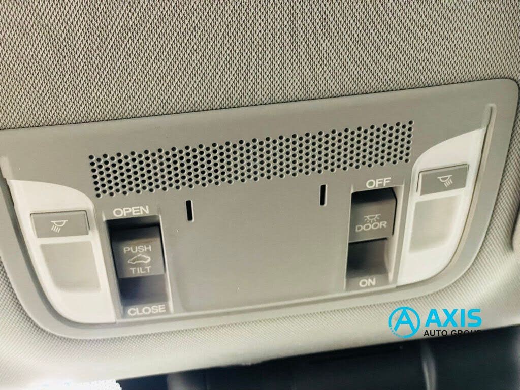 Vehicle view 35