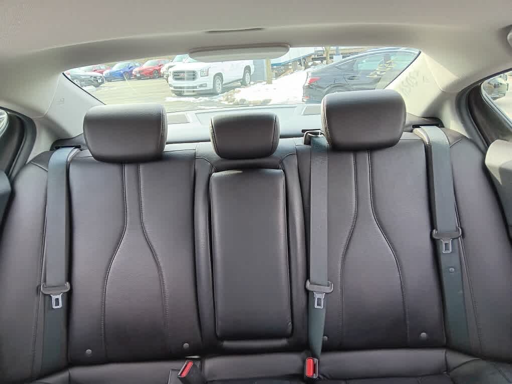 Vehicle view 13