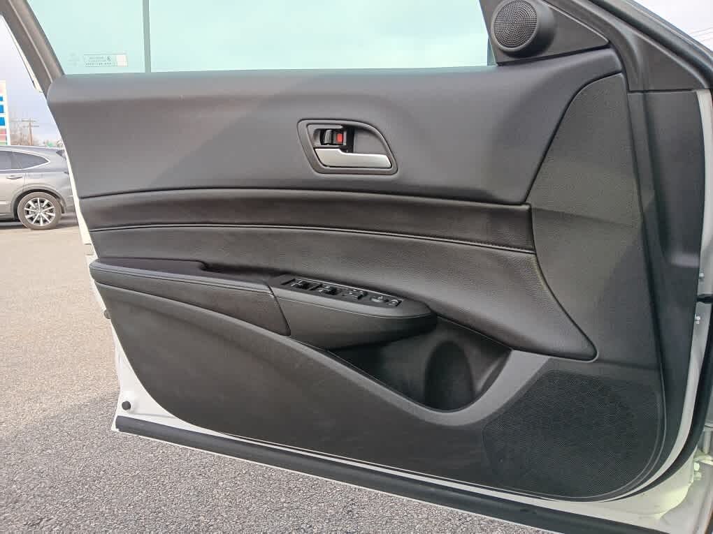 Vehicle view 25