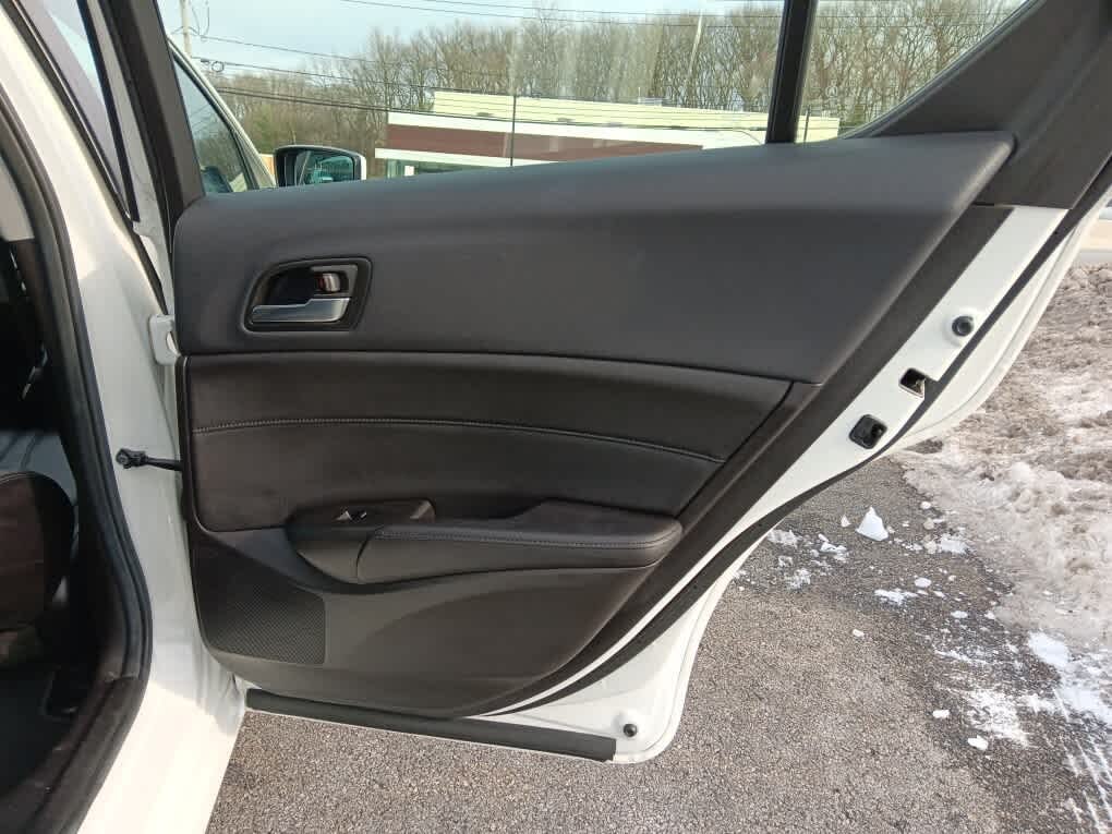 Vehicle view 27
