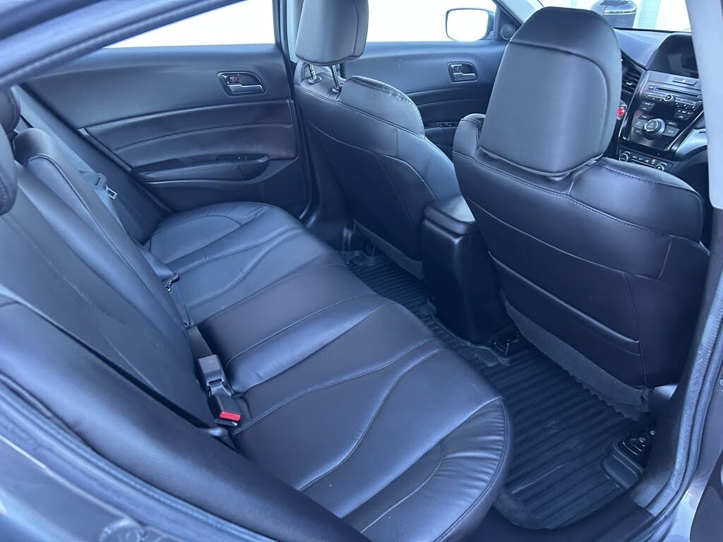 Vehicle view 14