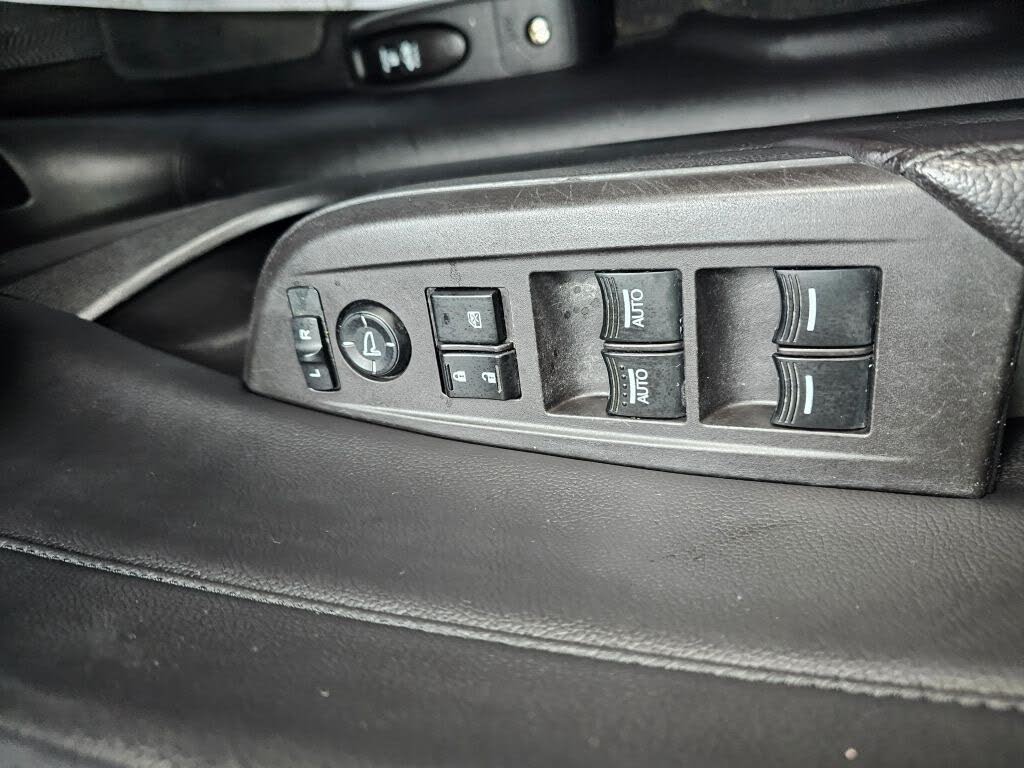Vehicle view 18