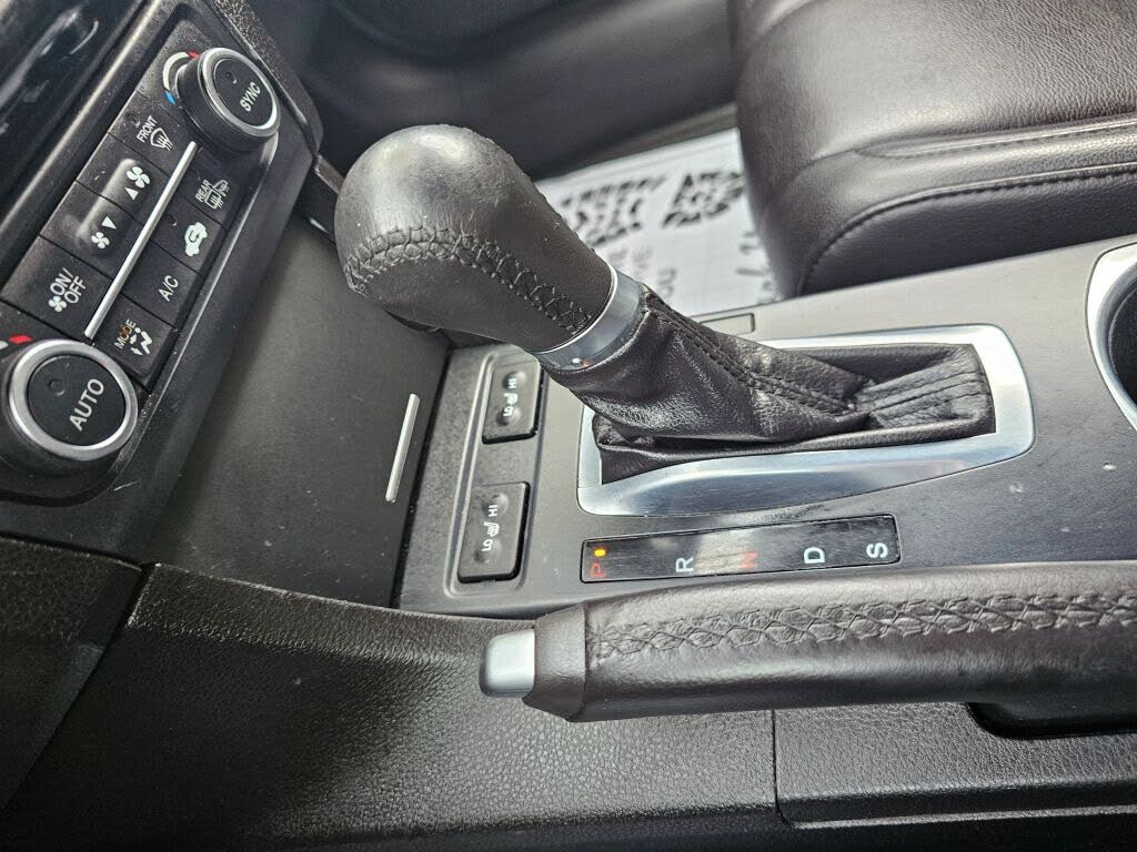 Vehicle view 25