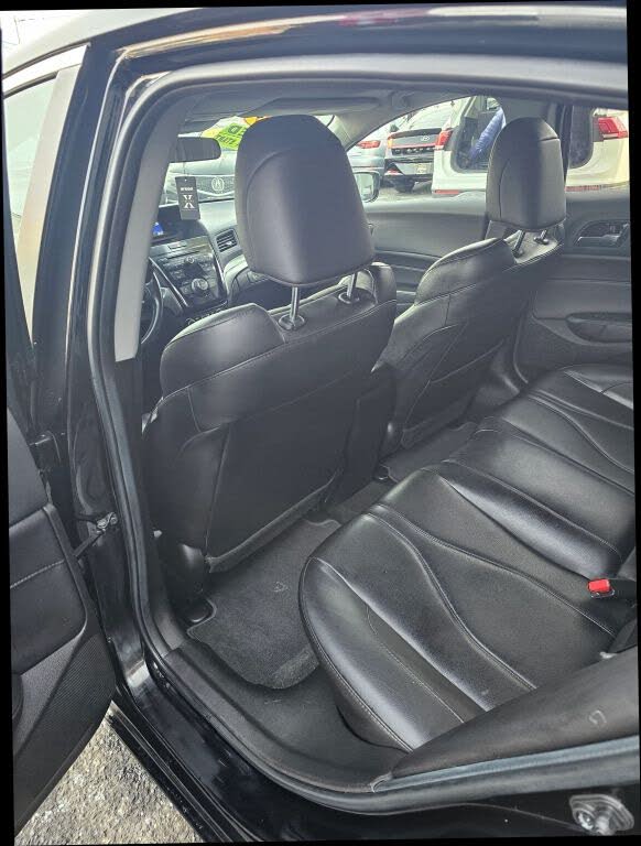Vehicle view 7