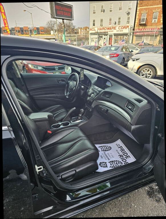 Vehicle view 8