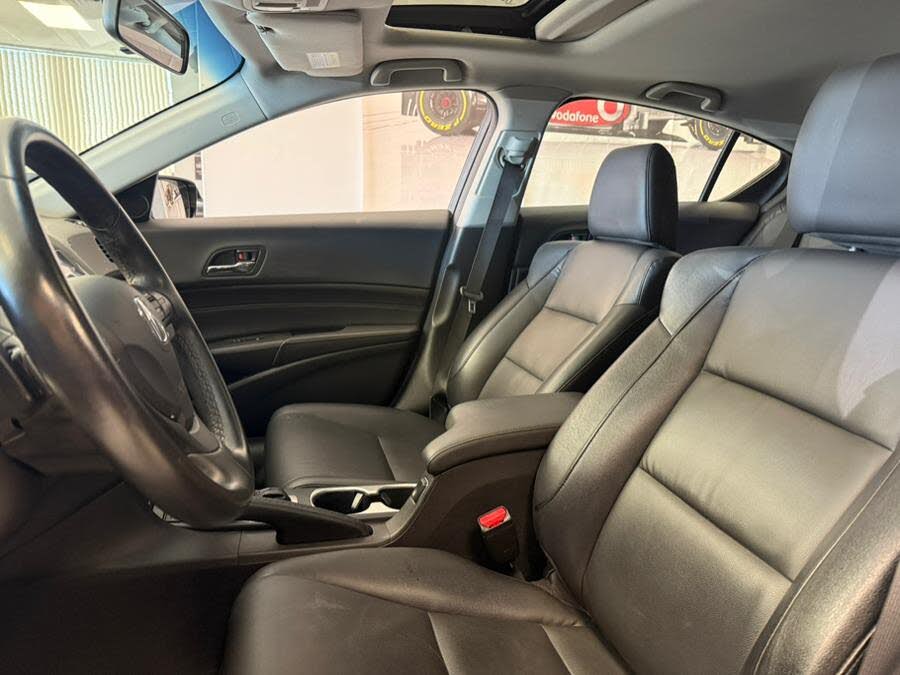 Vehicle view 9