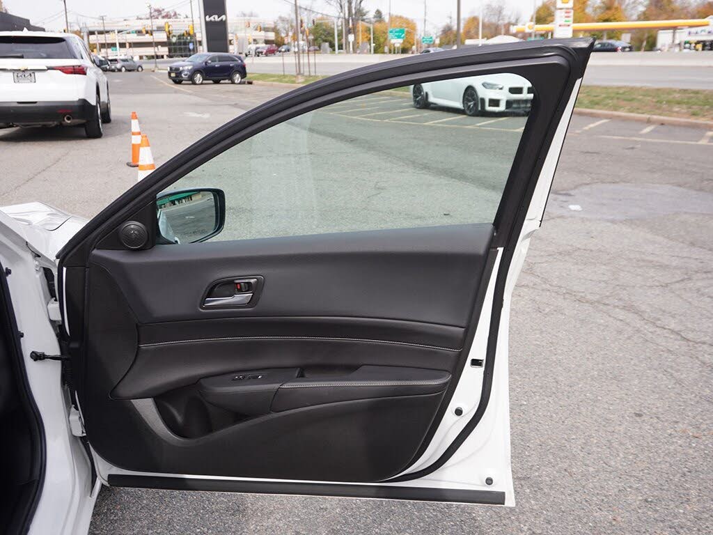 Vehicle view 23