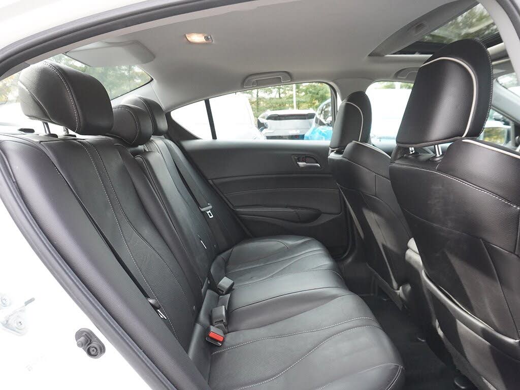 Vehicle view 35
