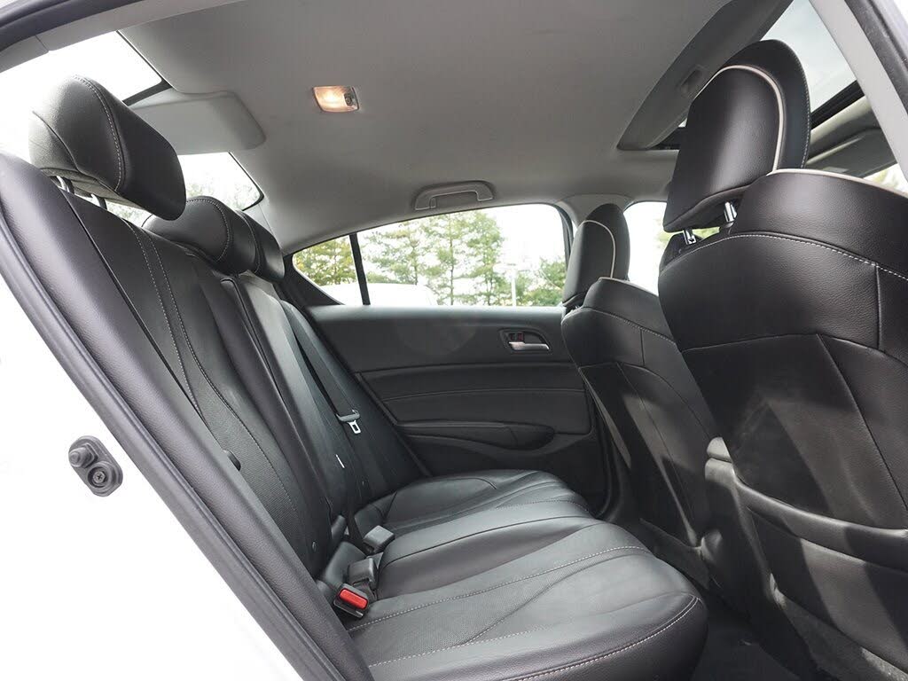 Vehicle view 37