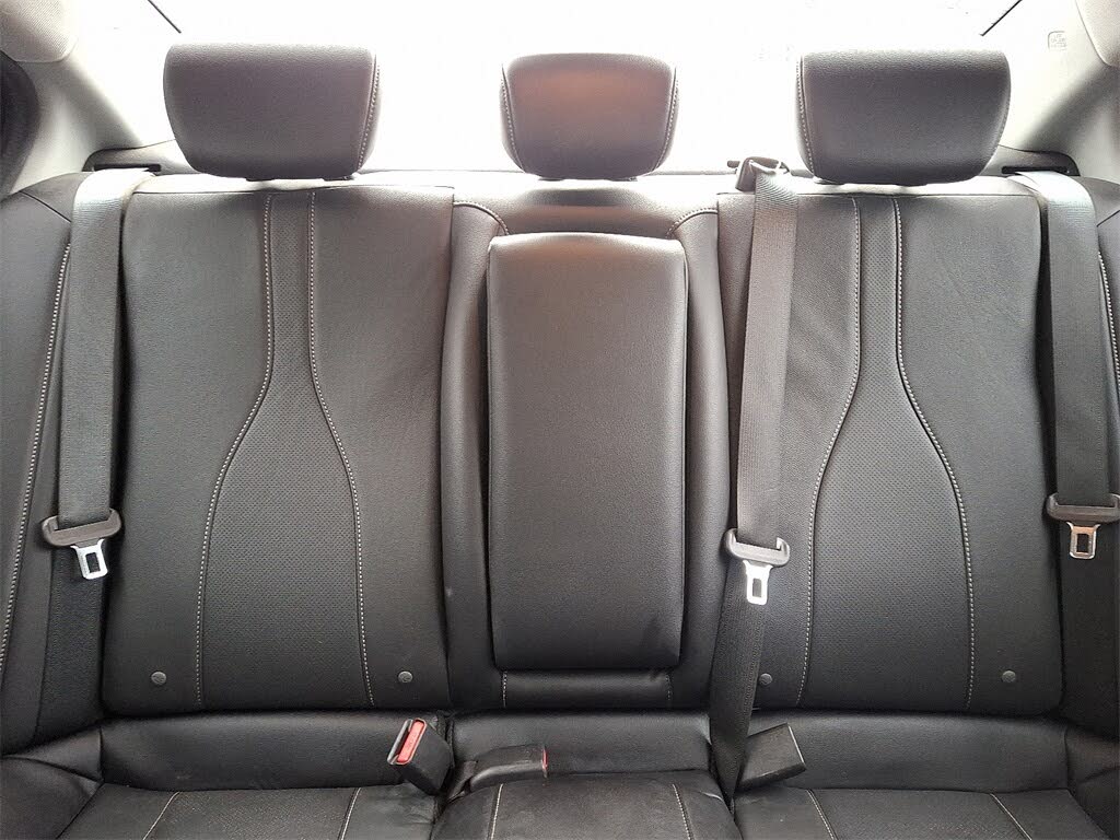 Vehicle view 19