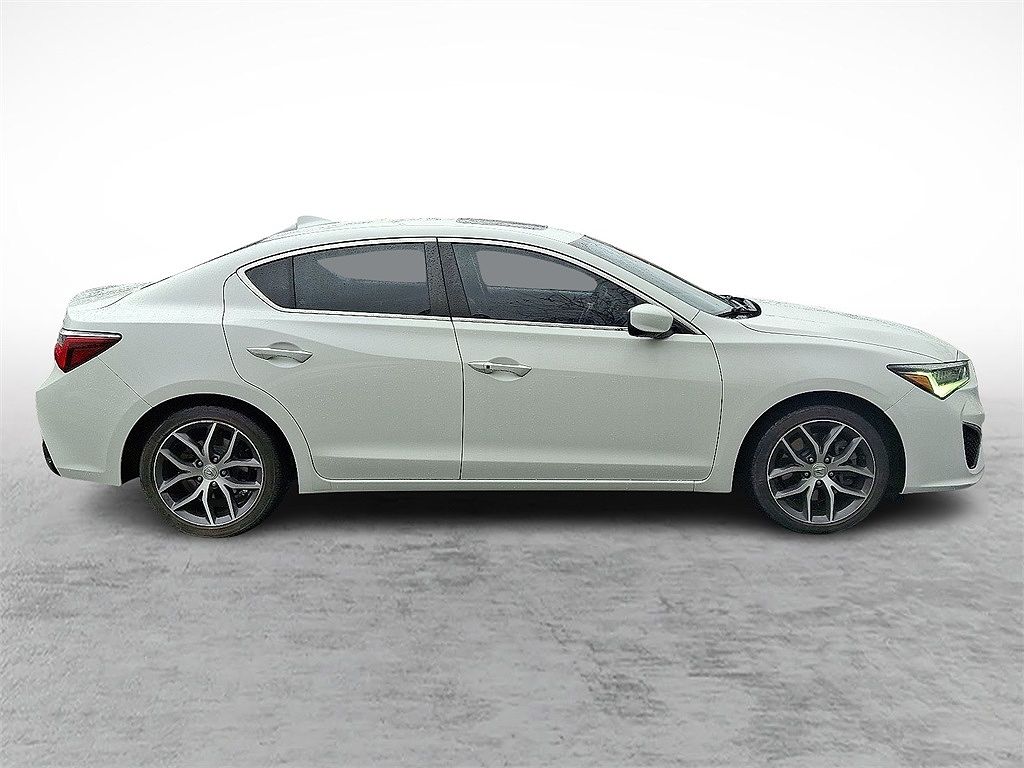 Vehicle view 32