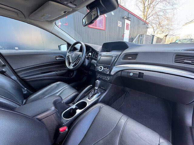 Vehicle view 17