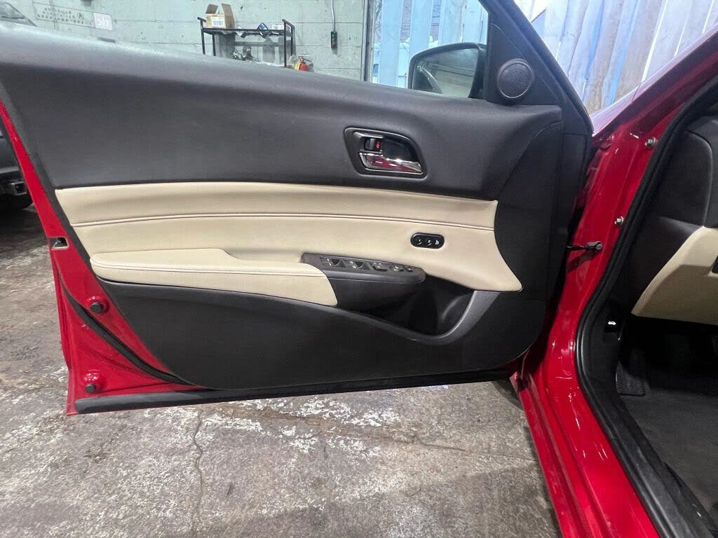 Vehicle view 19