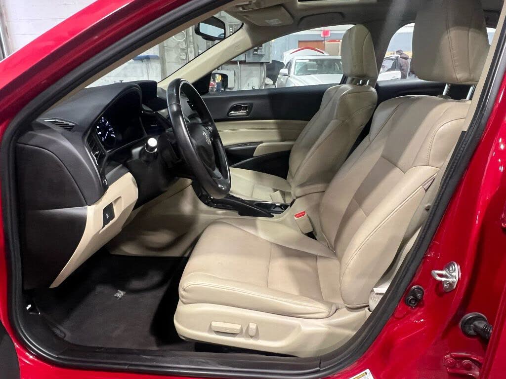 Vehicle view 25