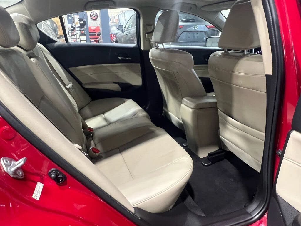 Vehicle view 27