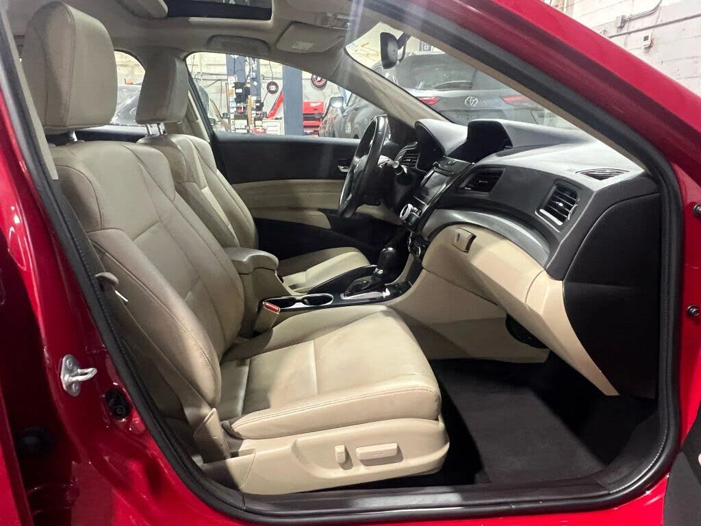 Vehicle view 29