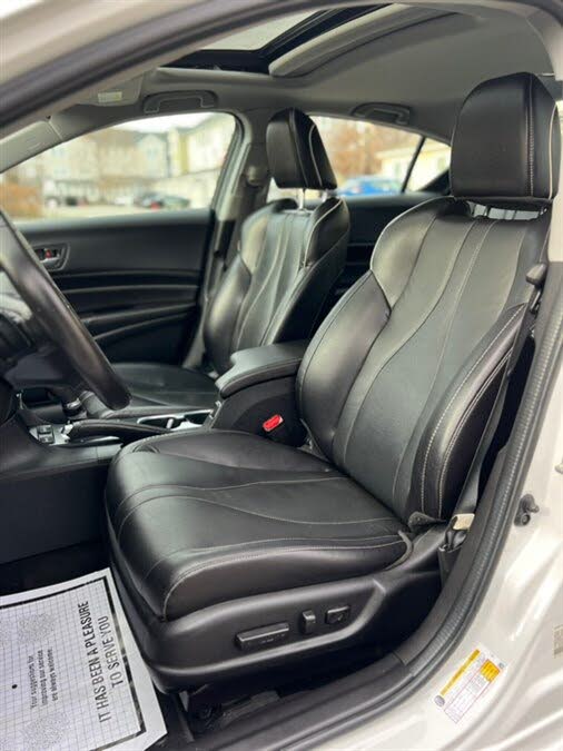 Vehicle view 33