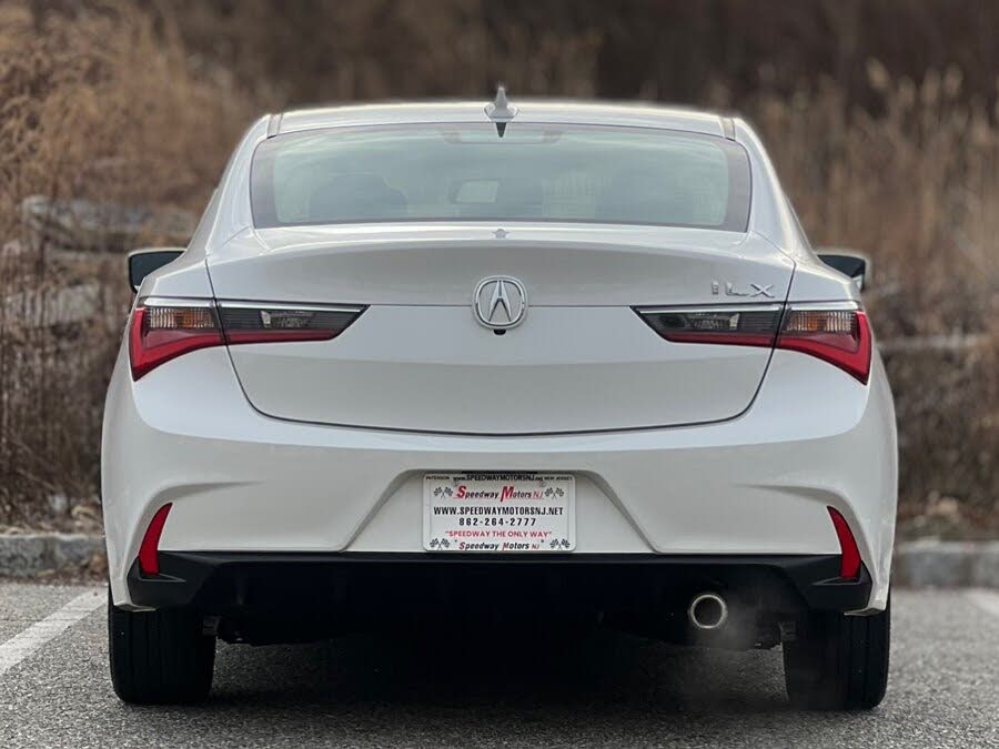 Vehicle view 7