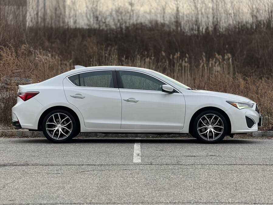 Vehicle view 9