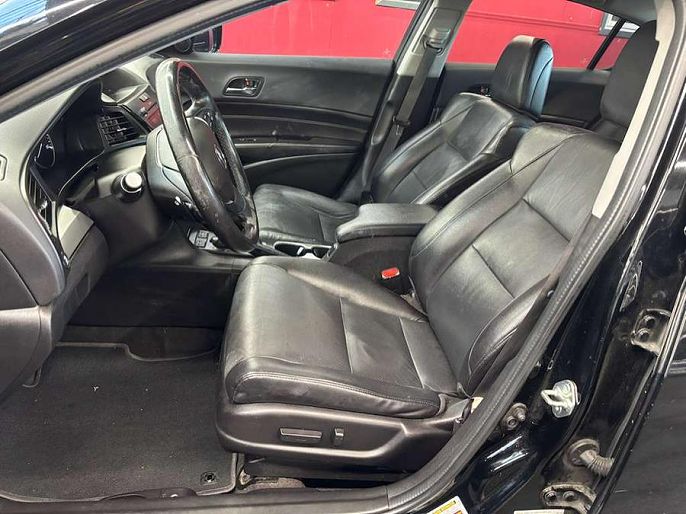 Vehicle view 28