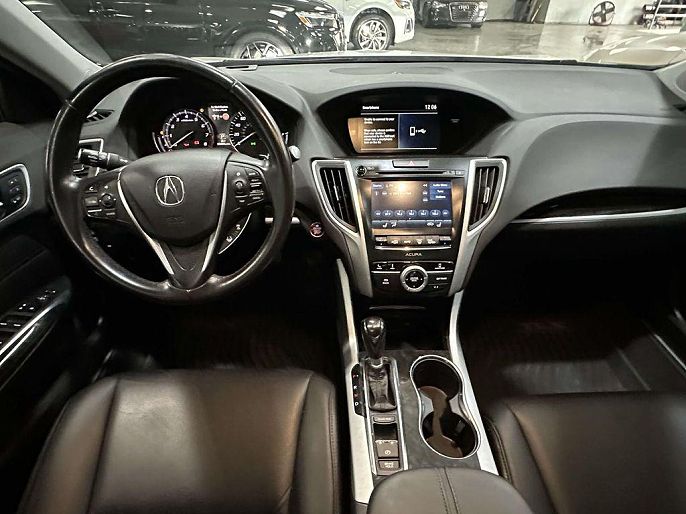 Vehicle view 13
