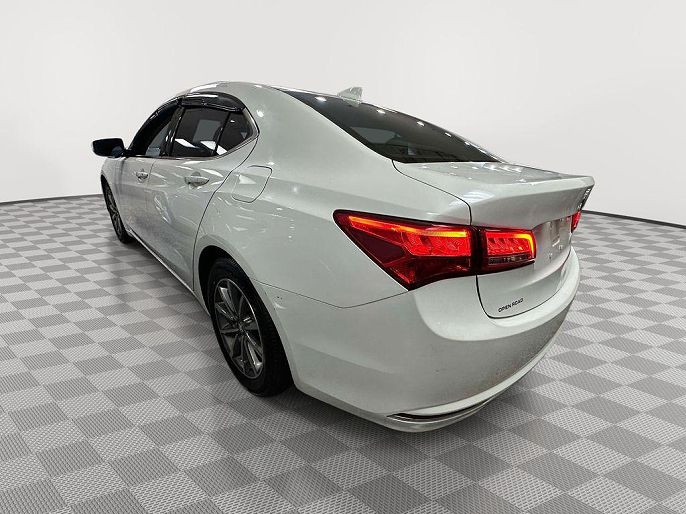 Vehicle view 4