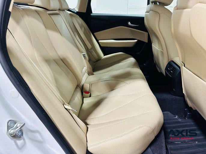 Vehicle view 27