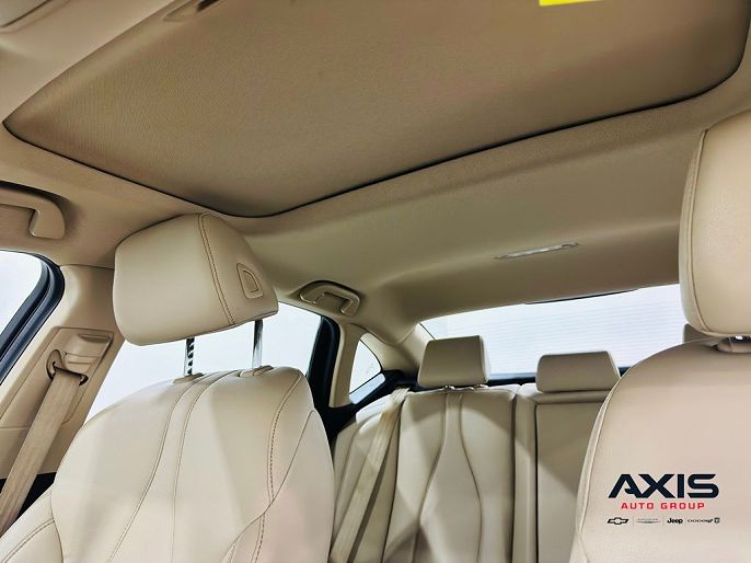Vehicle view 35