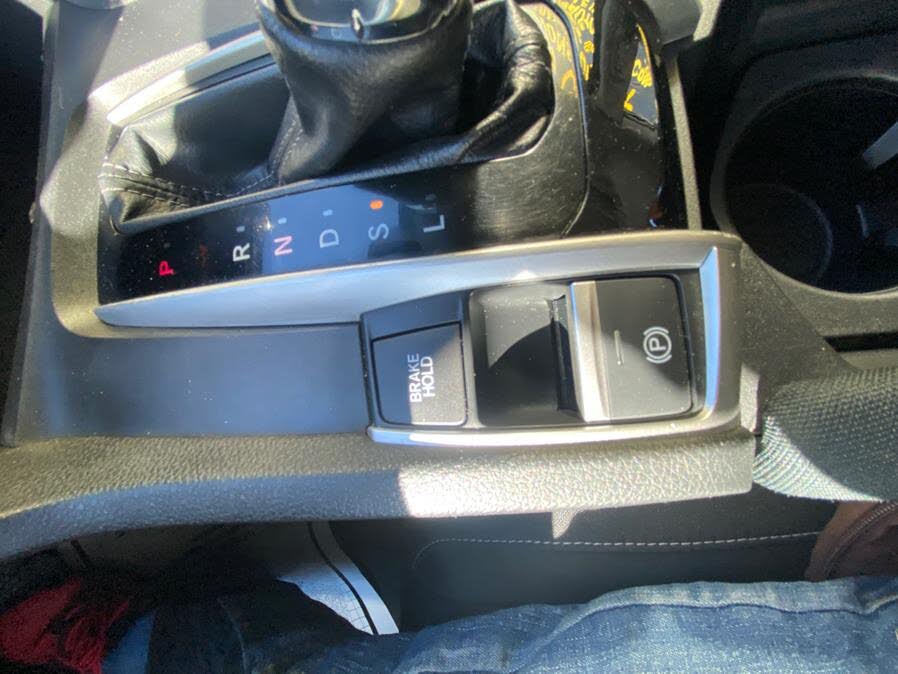 Vehicle view 29