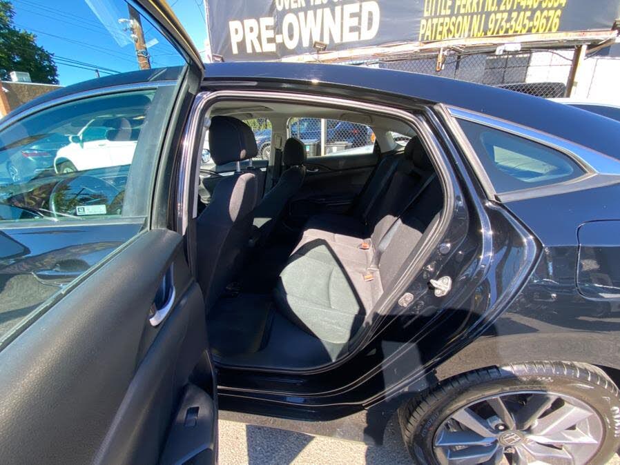 Vehicle view 35