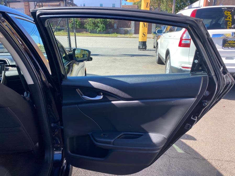 Vehicle view 39