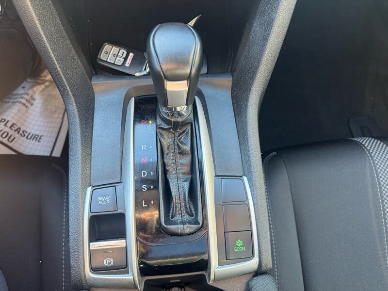Vehicle view 17
