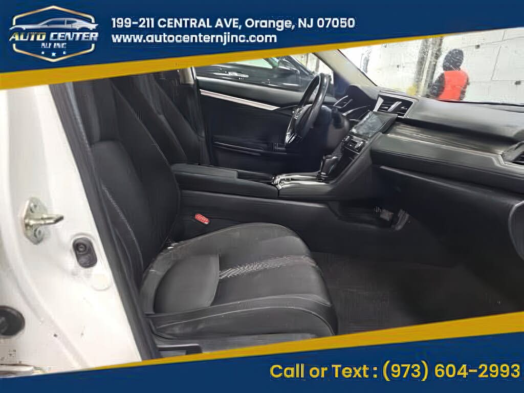 Vehicle view 13