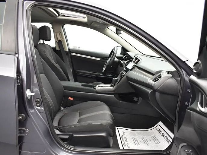 Vehicle view 16