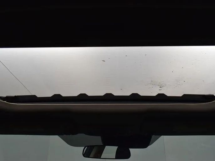 Vehicle view 19