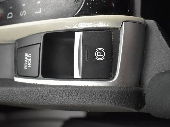 Vehicle view 35