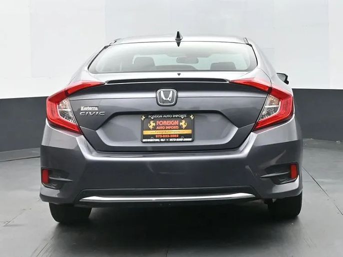 Vehicle view 8