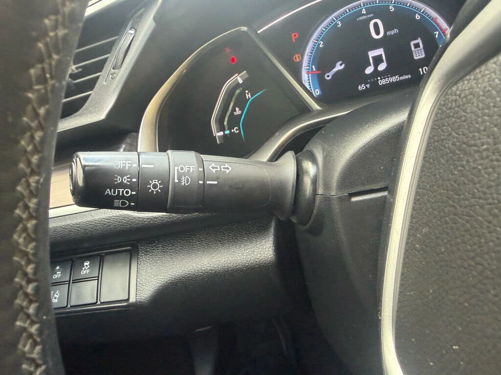 Vehicle view 16