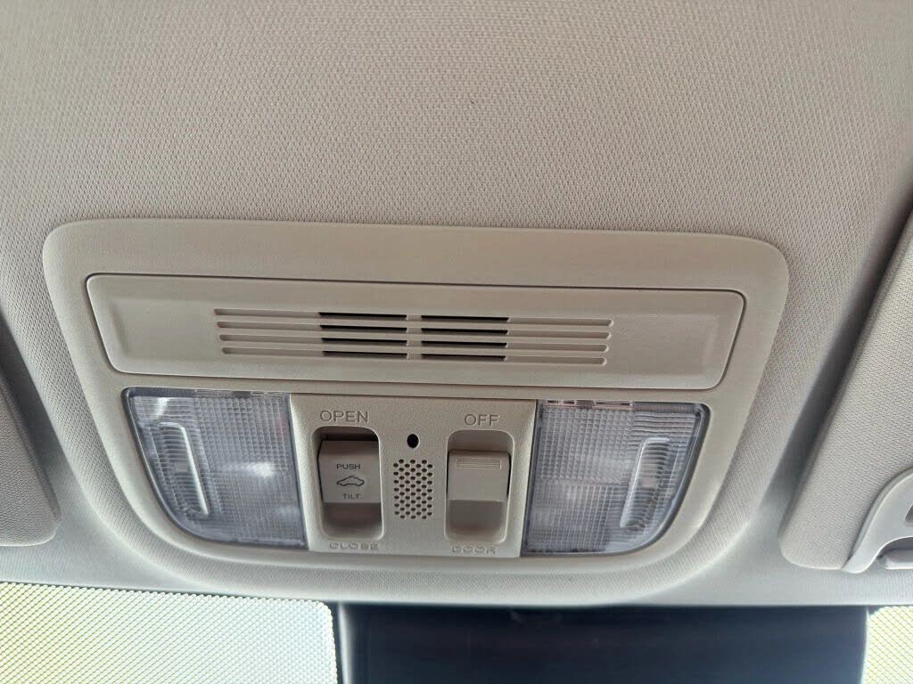 Vehicle view 23