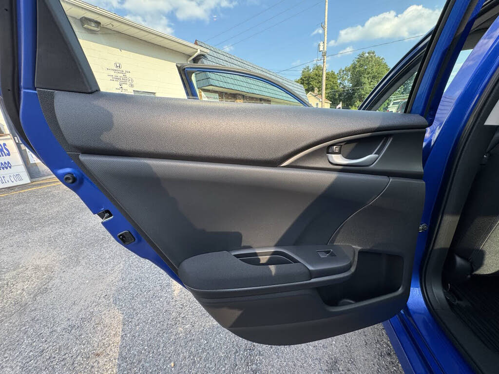 Vehicle view 21
