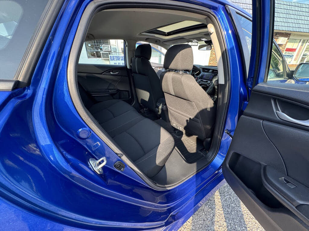 Vehicle view 28