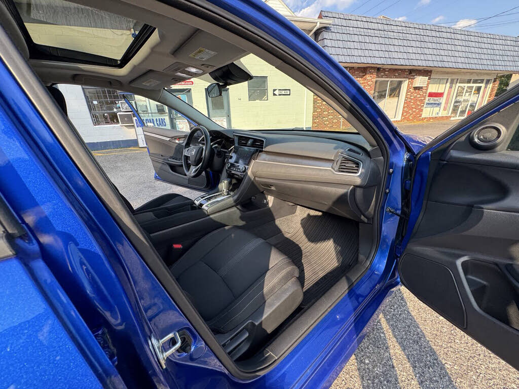 Vehicle view 31