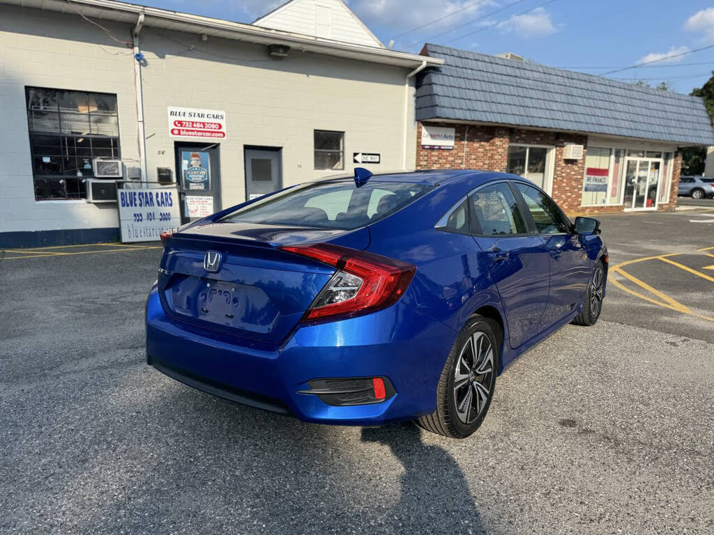 Vehicle view 9