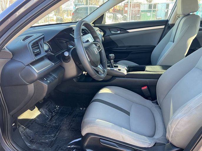 Vehicle view 9