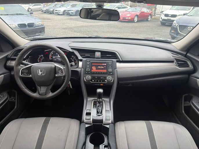 Vehicle view 17