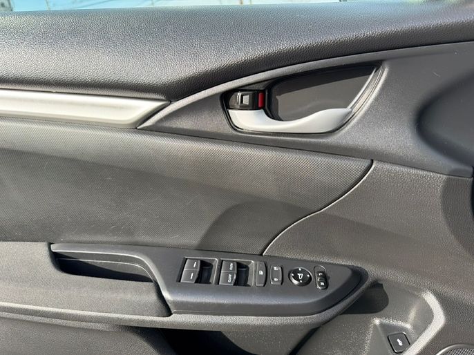 Vehicle view 19