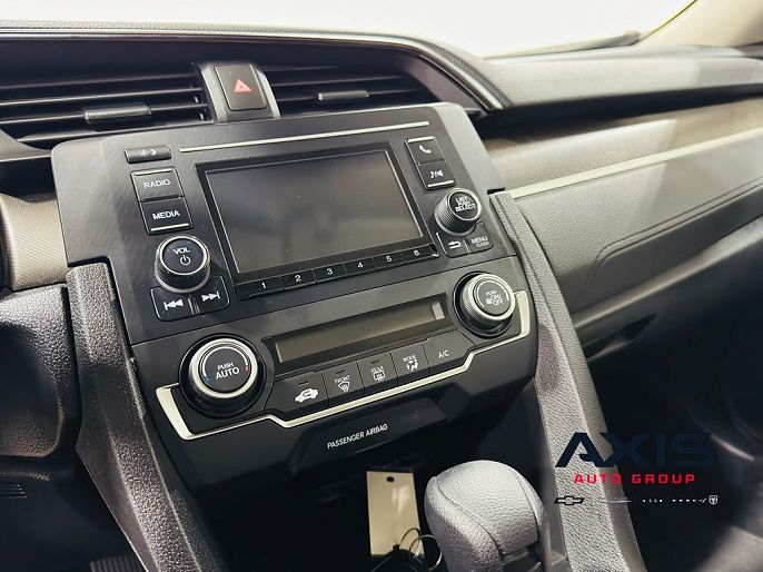 Vehicle view 35