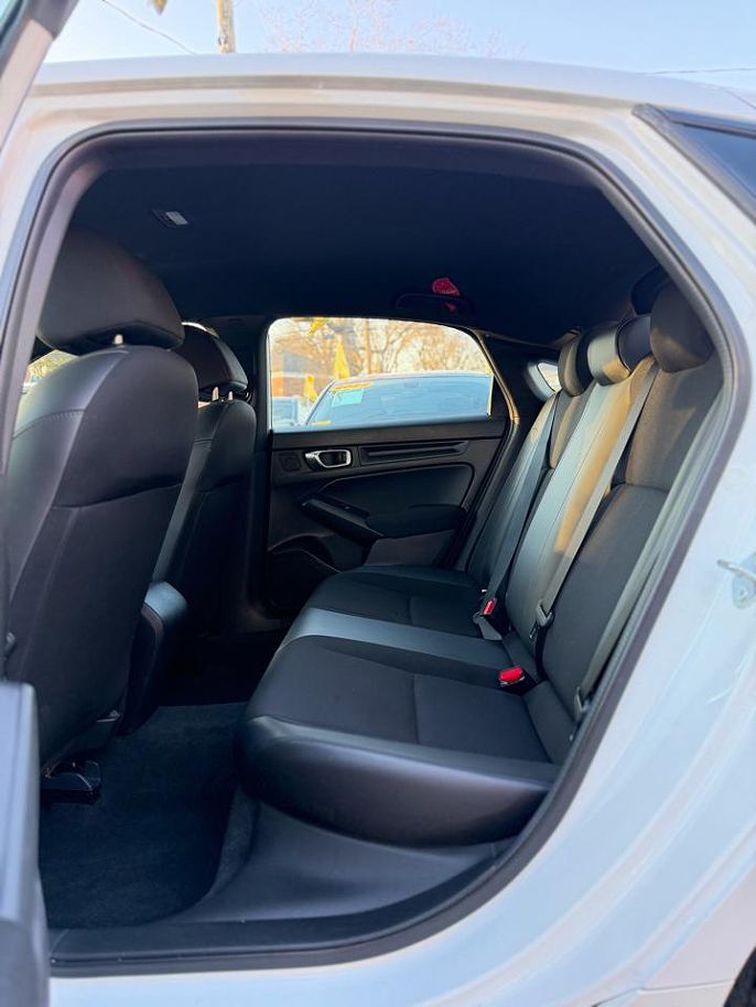 Vehicle view 7